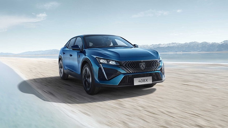    На фото: Peugeot 408X