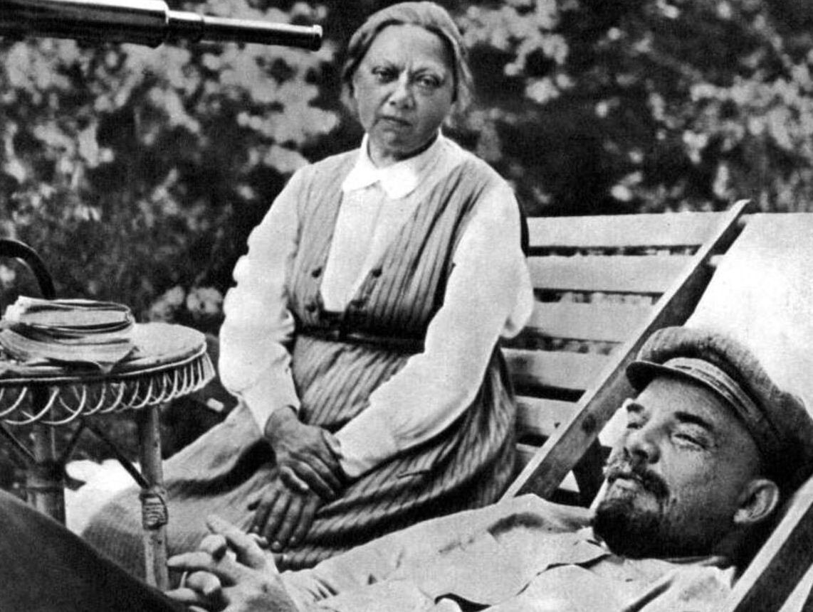 Ленин с женой.