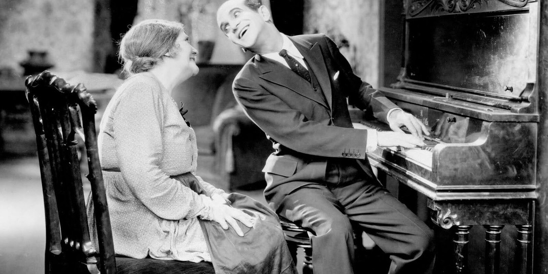 Появление звука в кино: почему его считали угрозой и как он мог «навредить» индустрии?