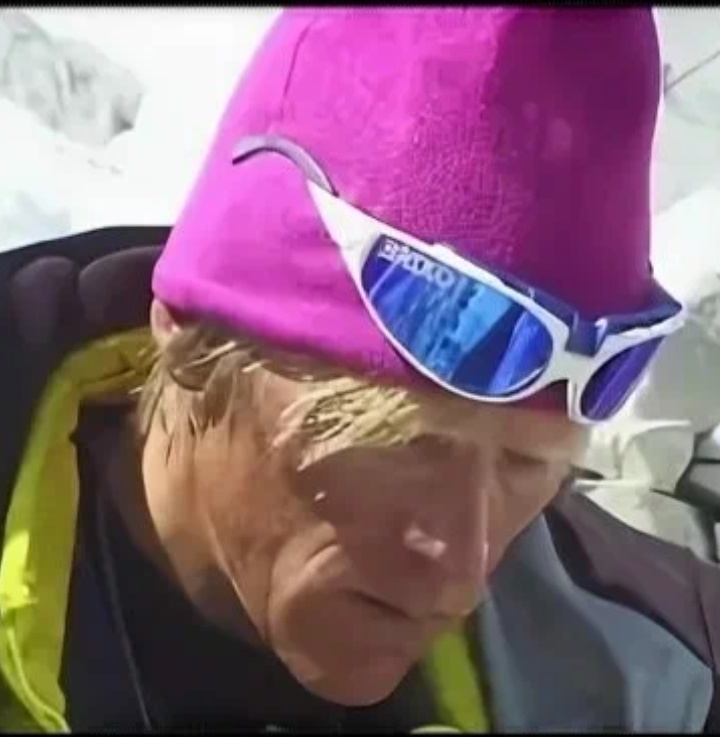 Анатолий Букреев.