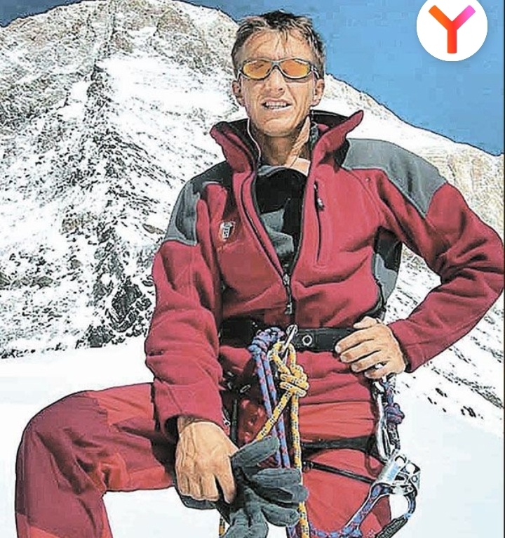 Анатолий Букреев.