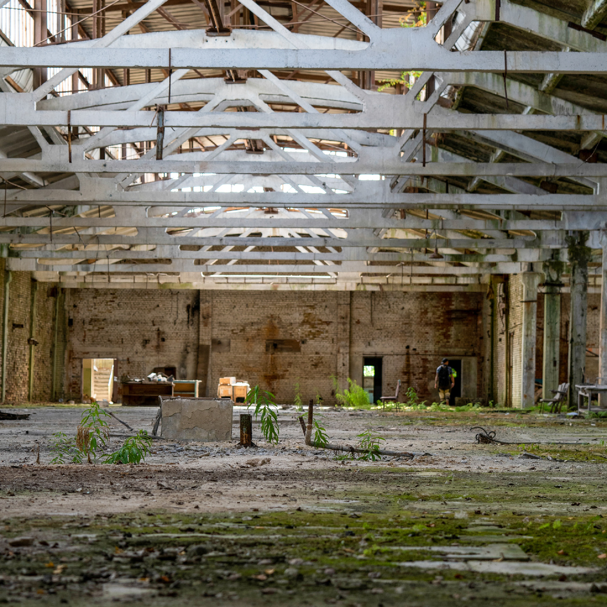 Заброшенные цеха фарфоровой фабрики в Московской области (Фото автора)