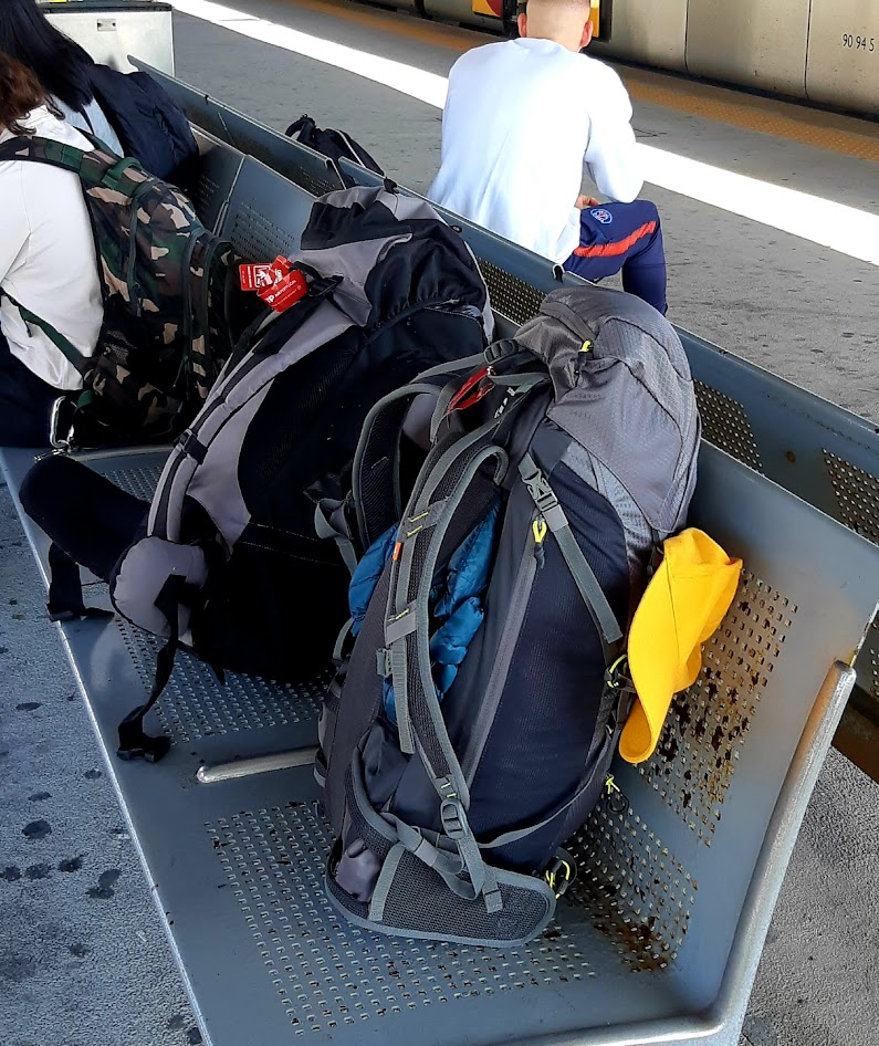 Вроде и небольшой рюкзак, но быстро тяжелым становился