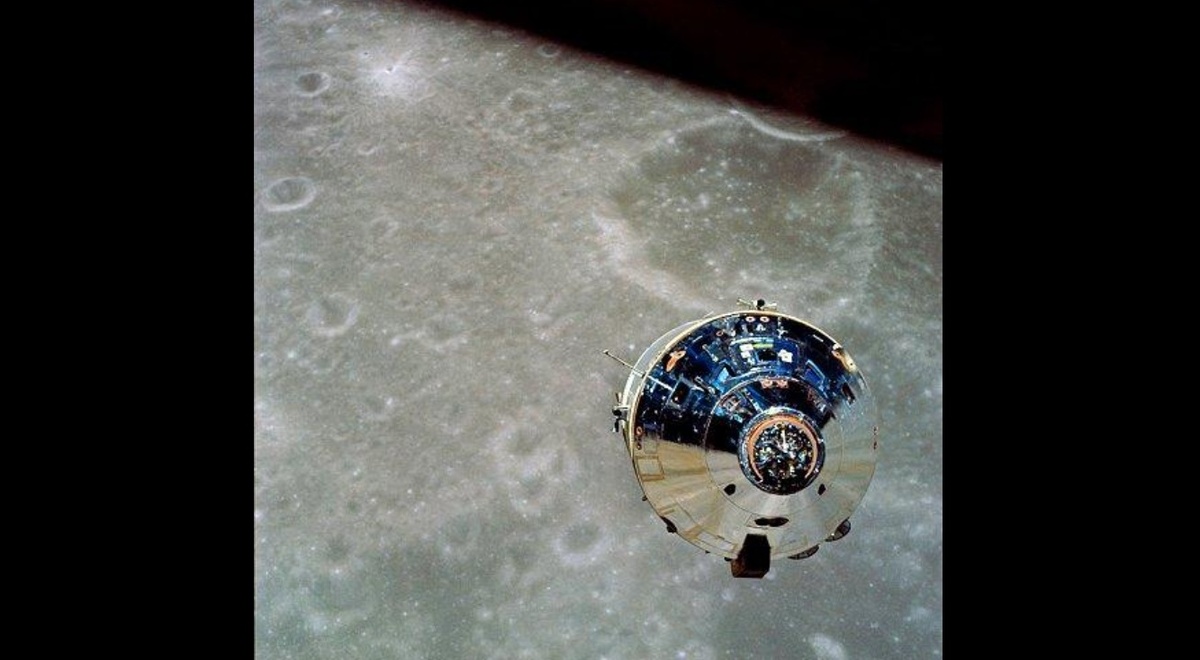 Командный модуль корабля Аполлон-10