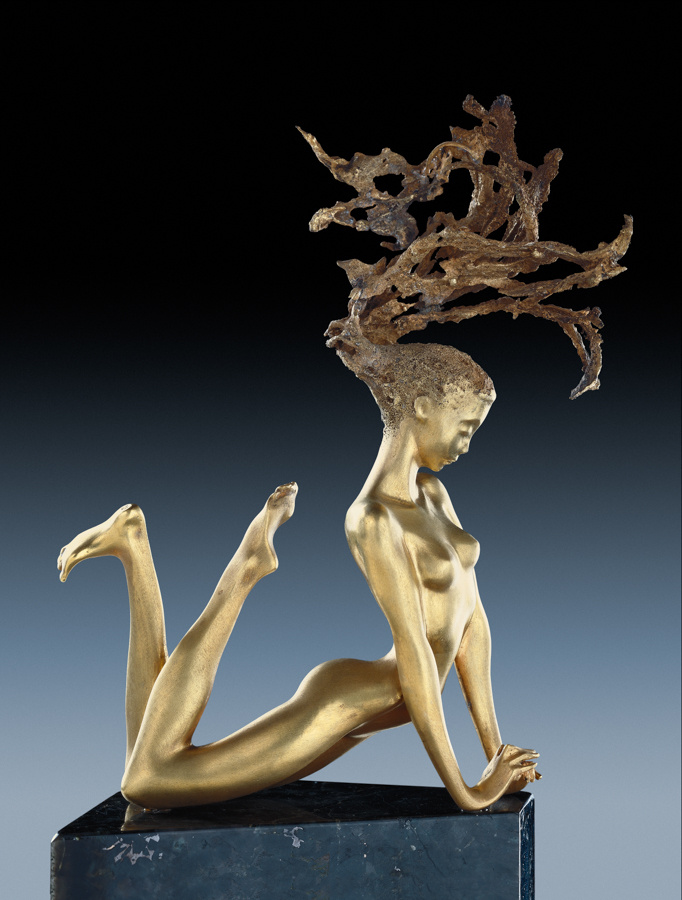 "Брызги" Бронза, гранит. Символизирует девственную чистоту юности. Скульптор Виктор Митрошин. Фото А. Соколов.