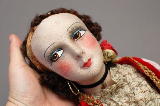 Авторство: Ирина Углинская