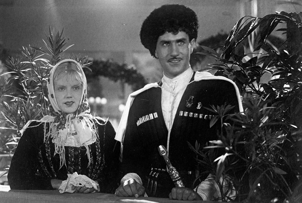 Марина Ладынина и Владимир Зельдин в фильме «Свинарка и пастух».