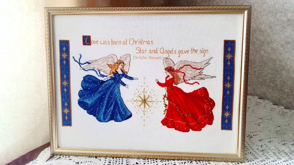 Рождественские ангелы из иностранного журнала (моя первая вышивка на равномерке – Линда 27 каунта от Blitz молочного цвета)