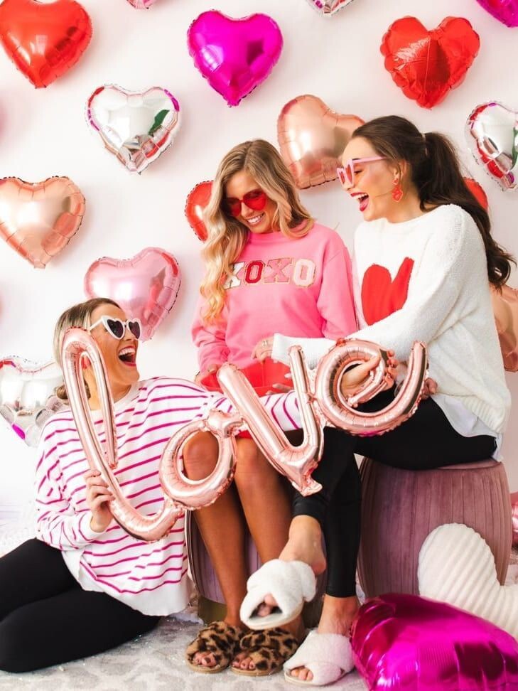 Шар "Love" - Вб арт. 62200652
Набор сердечек - Вб арт. 217959546