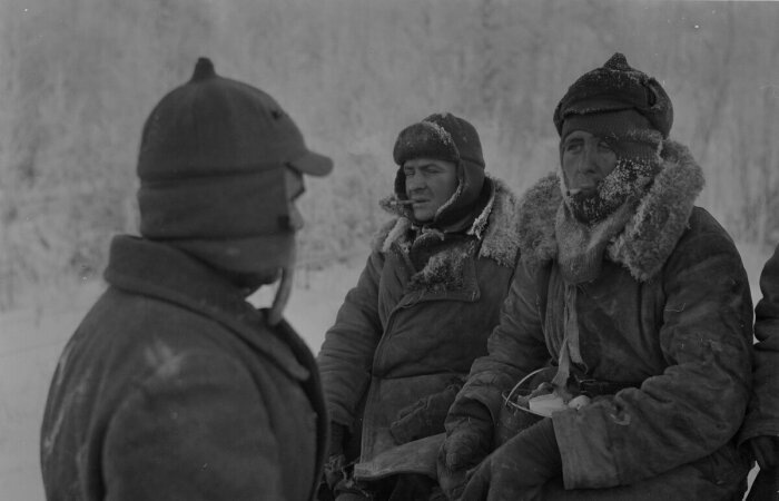 Зимний вариант головного убора плохо показал себя в советско-финскую войну. /Фото: smolbattle.ru.