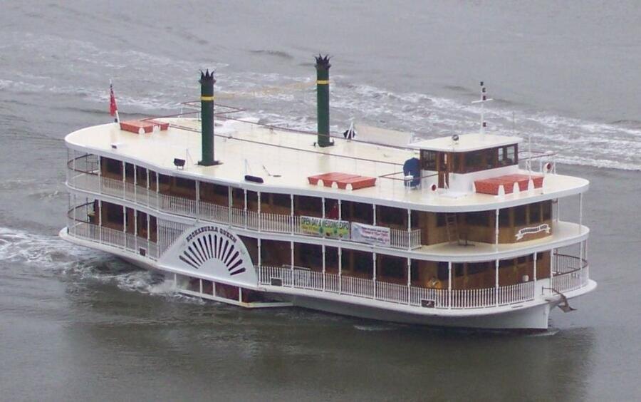    Австралийский пароход «Королева Кукабурра» Фото: Cybergothiche. Собственная работа, по лицензии CC BY-SA 3.0