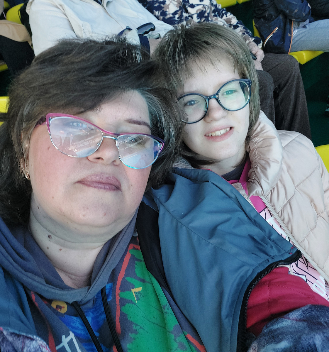 Автор со старшей дочерью