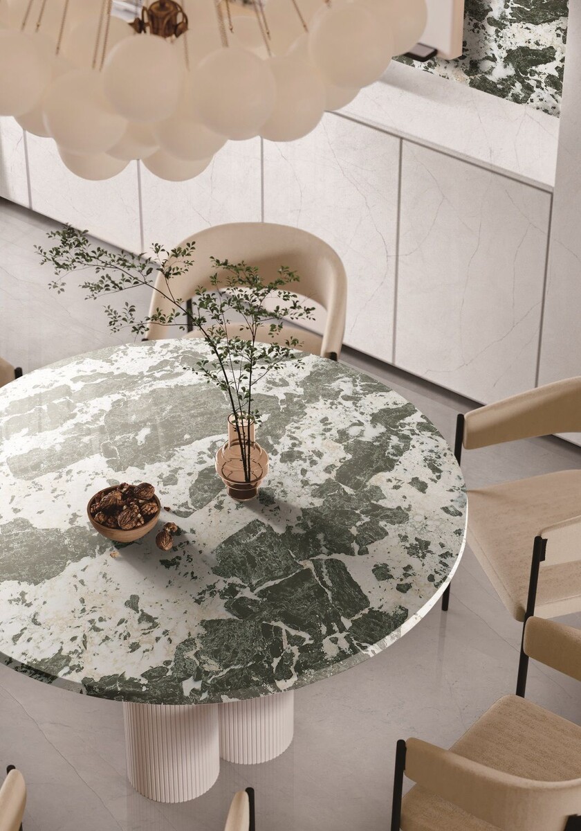 Украшаем журнальный столик. В примере столешница из кварцевого камня Jasmine от SmartQuartz