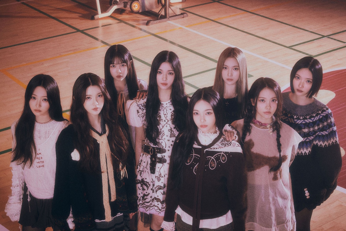     Hearts2Hearts показали первые тизер-фото дебютного сингла The Chase