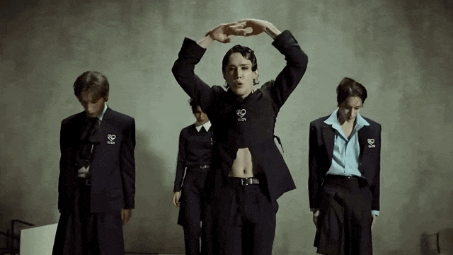 Кадр из клипа на песню "I’mma Be"