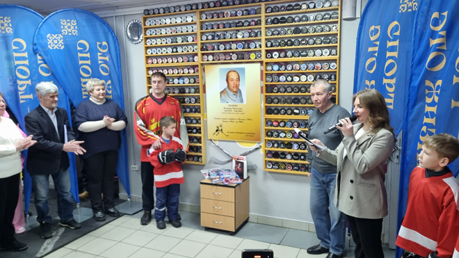 
Только что в фойе стадиона «Труд» состоялось торжественное открытие мемориальной доски Владимиру Николаевичу Поткину