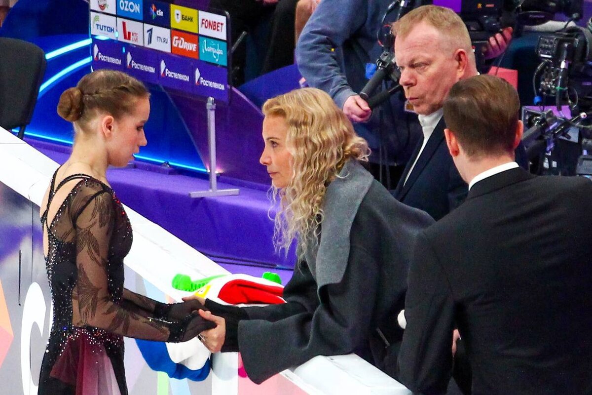 Чемпионат России 2025. Перед чистым прокатом произвольной программы и серебряной медалью