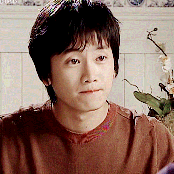 Кадр из дорамы "Оставь мне последний танец"