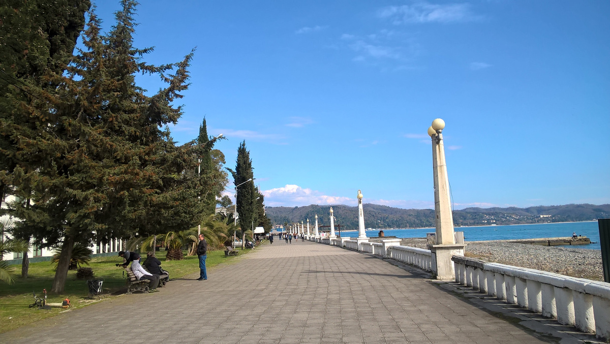 Фото автора, Набережная Махаджиров. Сухуми