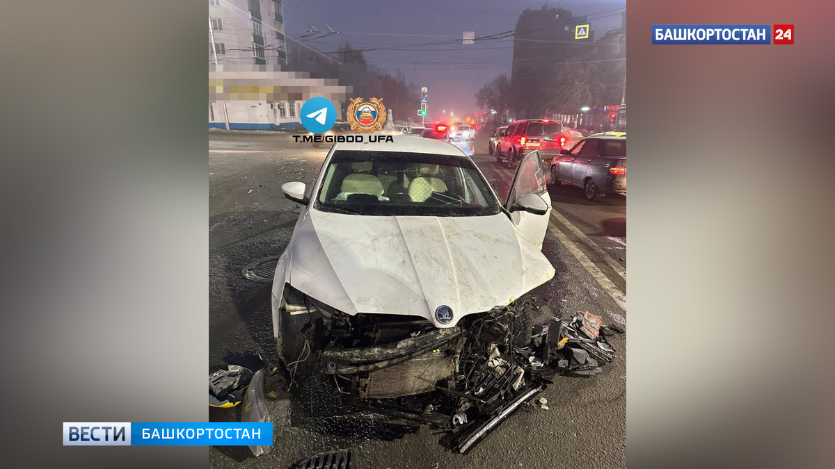    Крупное ДТП с участием автомобиля такси произошло в Уфе на улице Первомайской