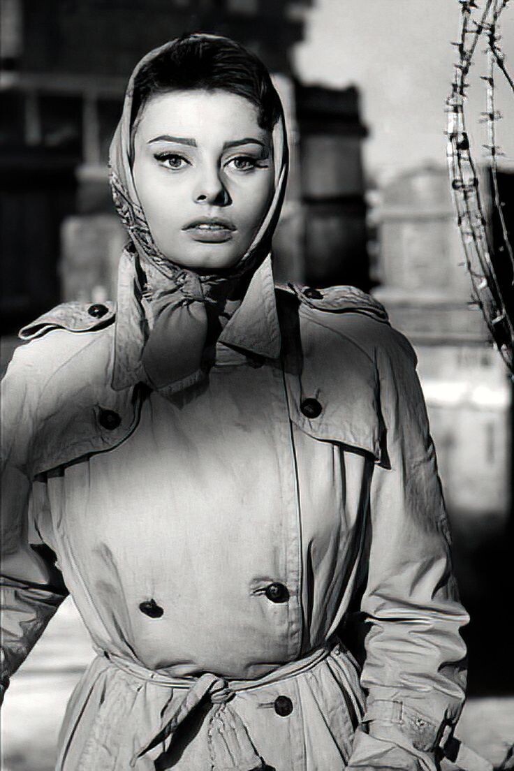 Как выглядит Софи Лорен