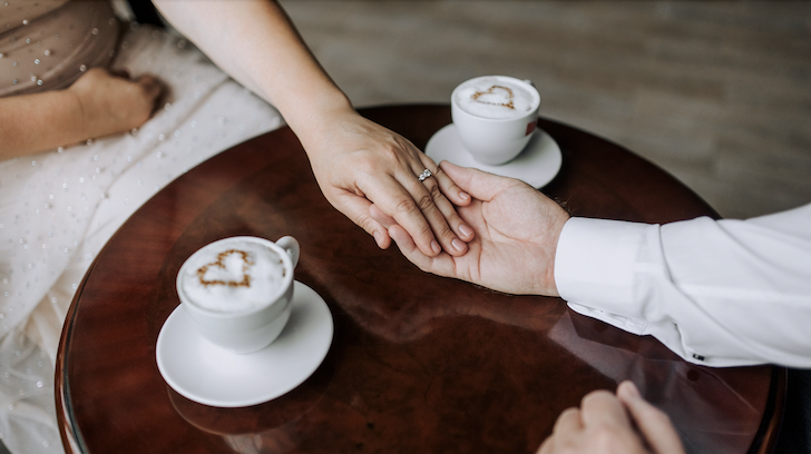 Shchus / Shutterstock / FOTODOM📷Отпраздновать бронзовую свадьбу можно с размахом в шумном кругу гостей либо посвятить этот день исключительно друг другу