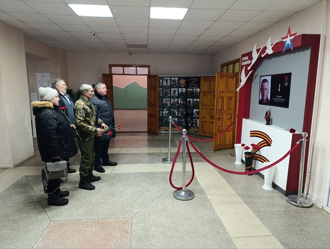  📷    Оганес Мкртчян из Шарлыкского района отправился в зону СВО вслед за сыном Кристина Просвиркина