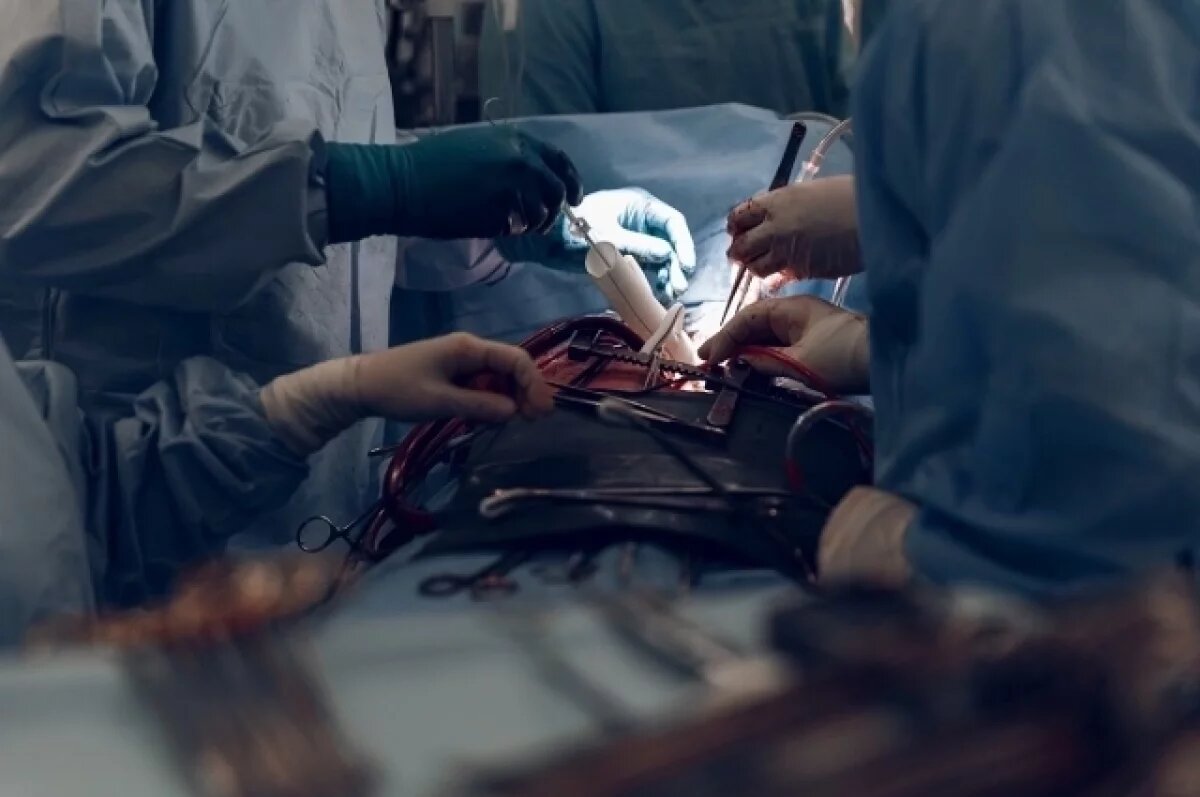    Новосибирские хирурги провели операцию на почке у 12-летней спортсменки