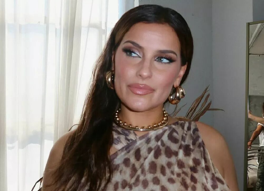    Нелли Фуртадо раскритиковали за селфи с Меган Маркл