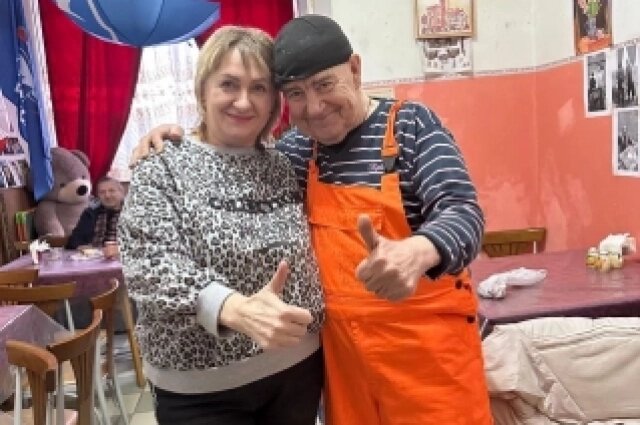    Валерий Магдьяш в самом узнаваемом образе с Ольгой Васильевной. Фото: Из личного архивa