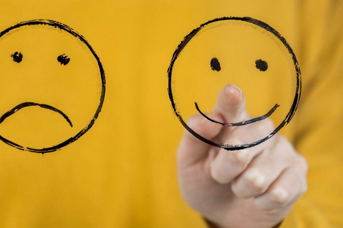    Суточные колебания настроения не так просто объяснить, как может показаться. Изображение: imgsrv2.voi.id