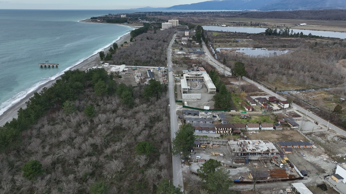 Строительство гостиницы Silver Beach в Пицунде