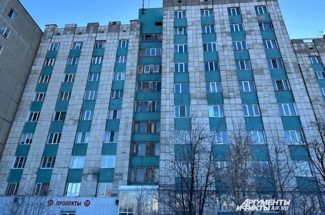 Магазин на первом этаже пользуется популярностью. Фото: АиФ/ Александр Тепикин