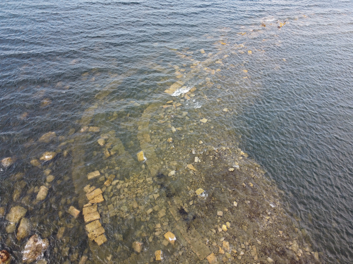 Руины древнего порта