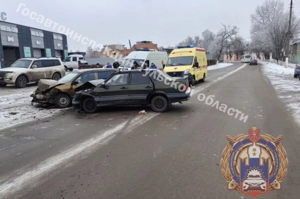    ДТП произошло в Донском с участием ВАЗ 21150 и Mitsubishi