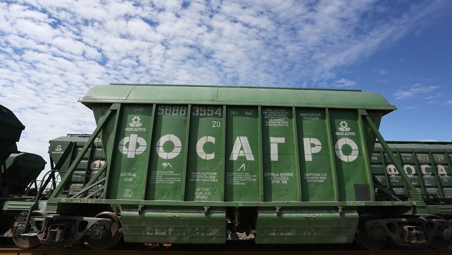    Вагоны с удобрениями компании "ФосАгро". Иллюстрация. Автор фото: Петр Ковалев