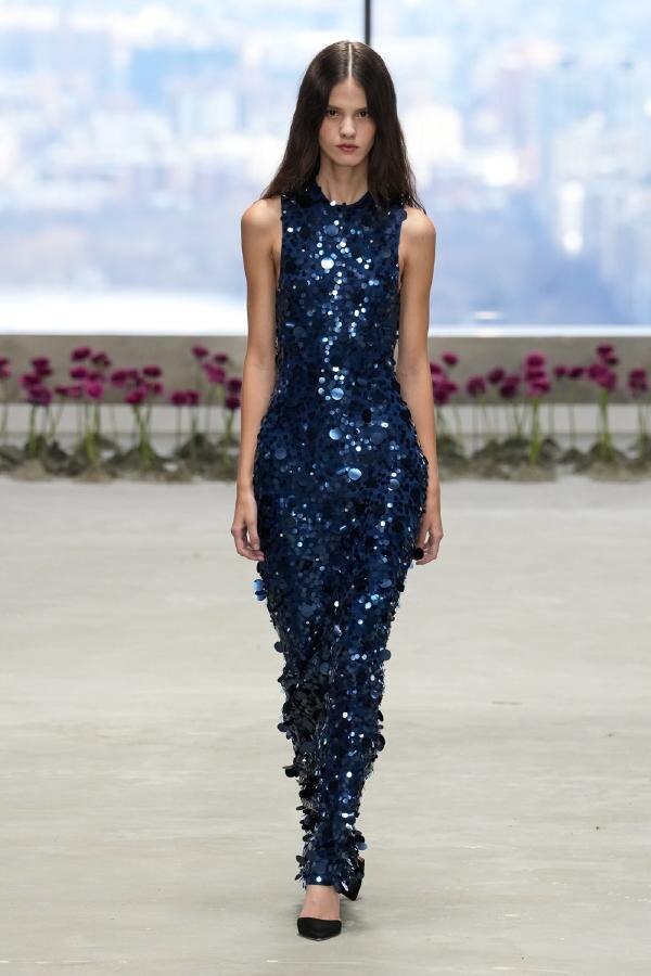 Carolina Herrera осень-зима 2025-2026 на Неделе моды в Нью-Йорке FW25 (10 февраля 2025 г.).