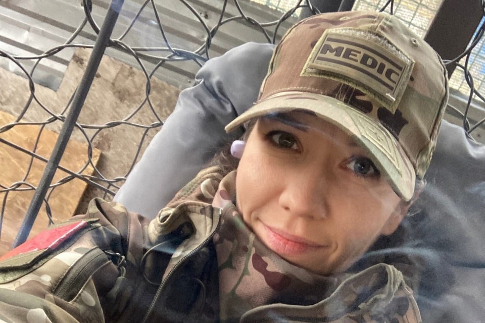    Медсестра, закрывшая собой во время обстрела бойца, перенесла операцию Личный архив