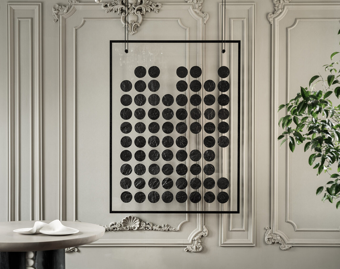    Кукольные лампы и столы-книжки из детства: что смотреть на выставке ARTDOM 2025 — выбор BURO. (фото 3)