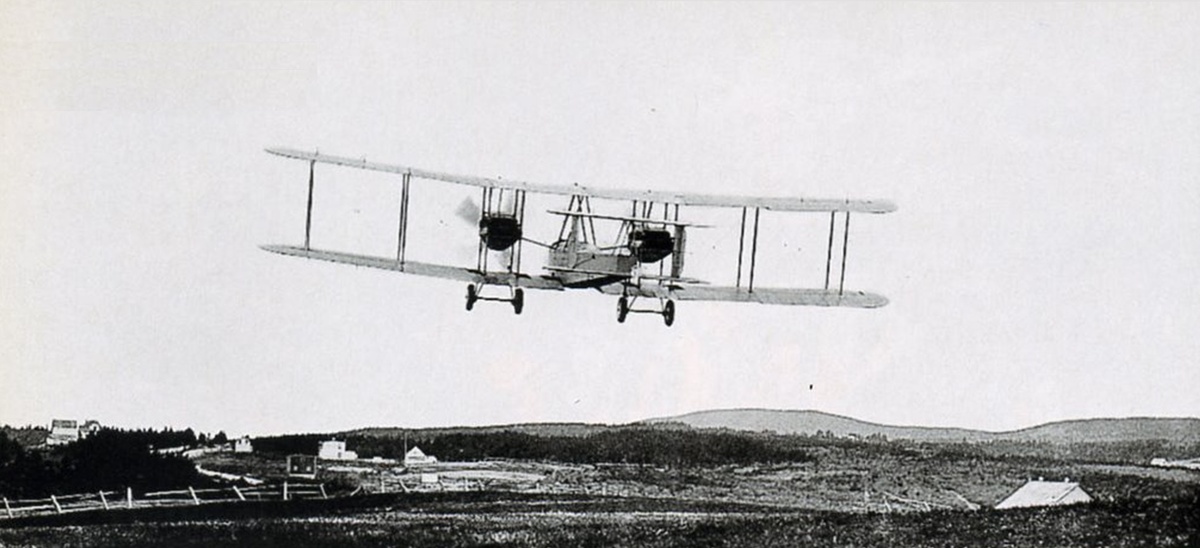 Алкок и Браун покидают Сент-Джонс, Ньюфаундленд, 14 июня 1919 года