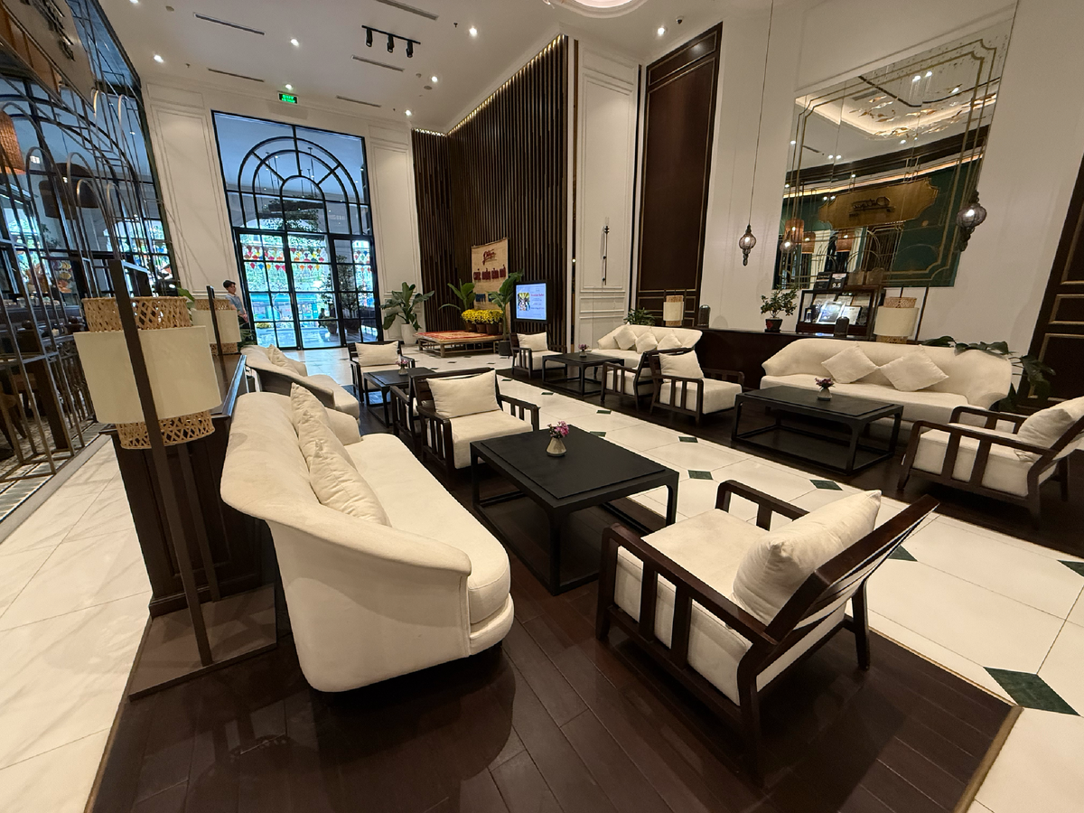 Лобби Potique Hotel 