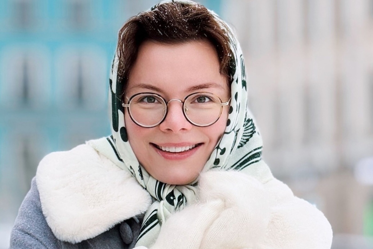     «Мне разорвали сердце. Надеюсь этот нелюдь ответит»: жена Петросяна расплакалась и обругала худрука Театра Сатиры