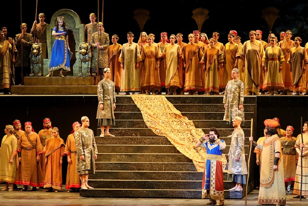    Сцена из спектакля "Набукко". / Мариинский театр/mariinsky.ru