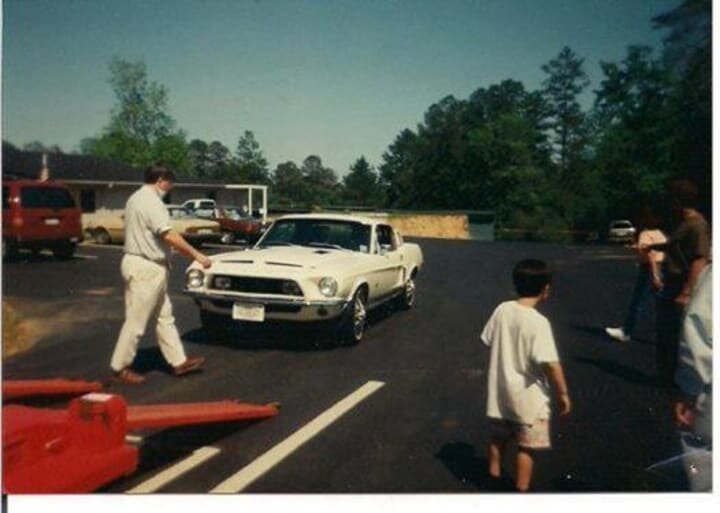 Я впервые взглянул на машину, когда ее доставили.