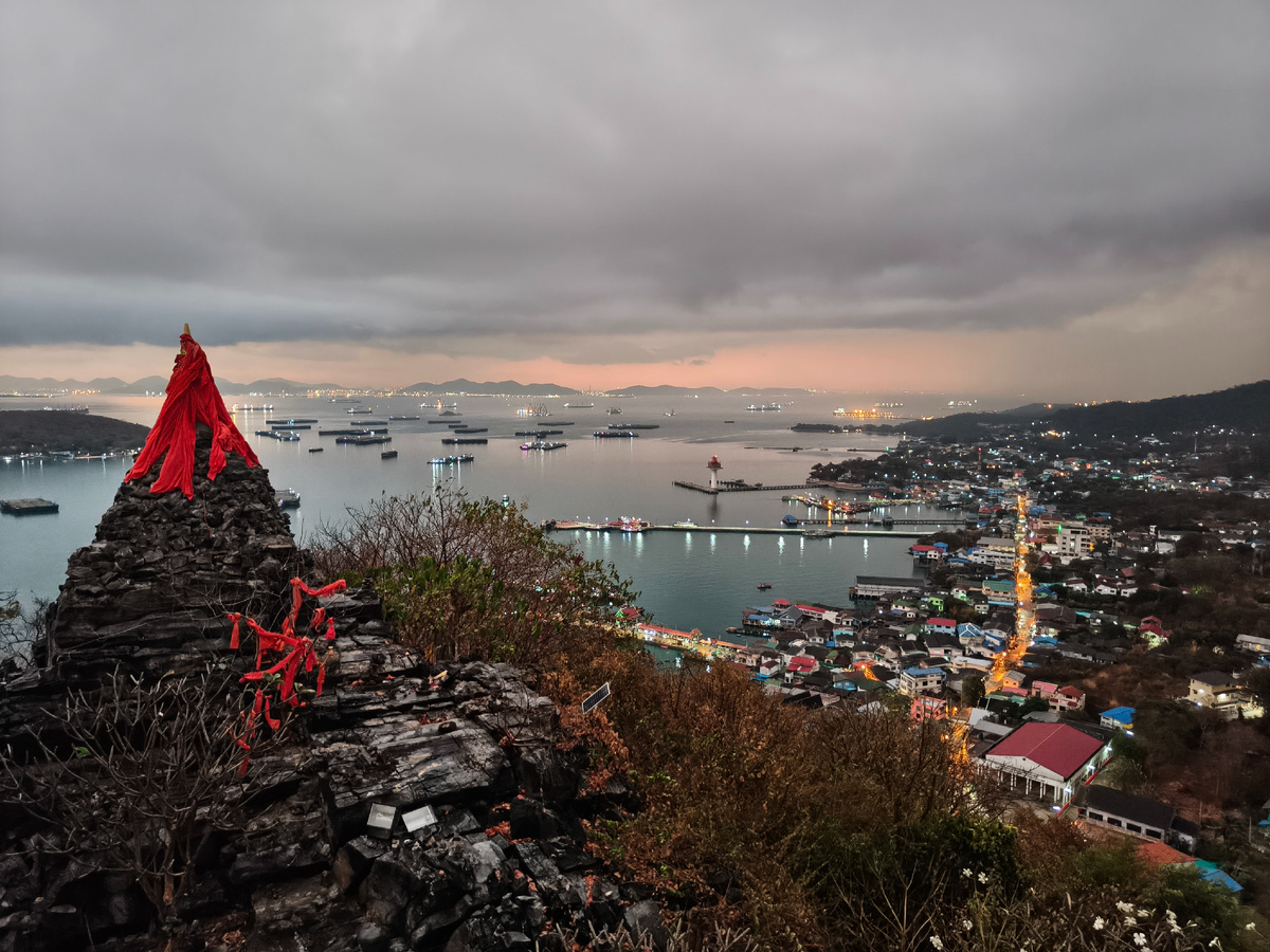 Фото сделанное на утро после той самой ночи. 