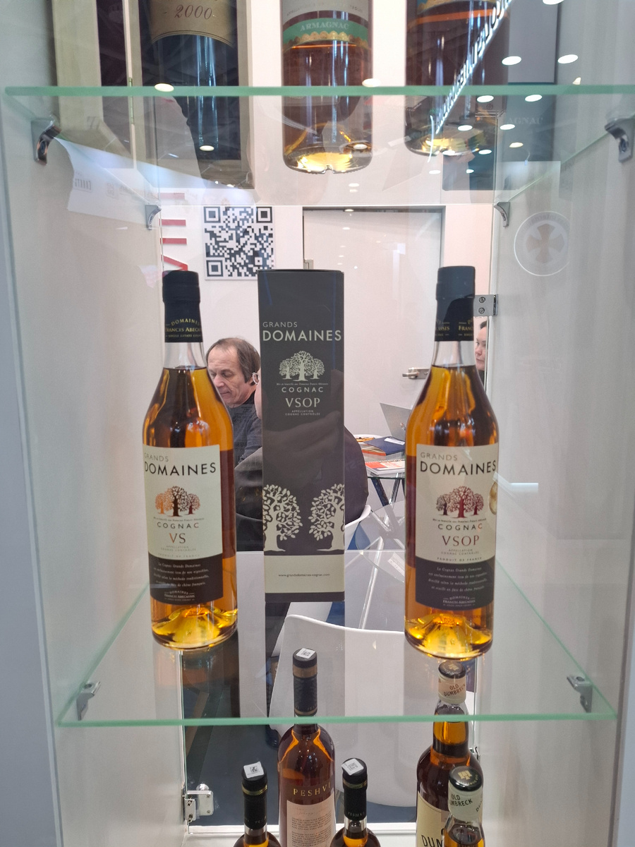 Cognac Grands Domaines VS и VSOP на стенде Vintegra