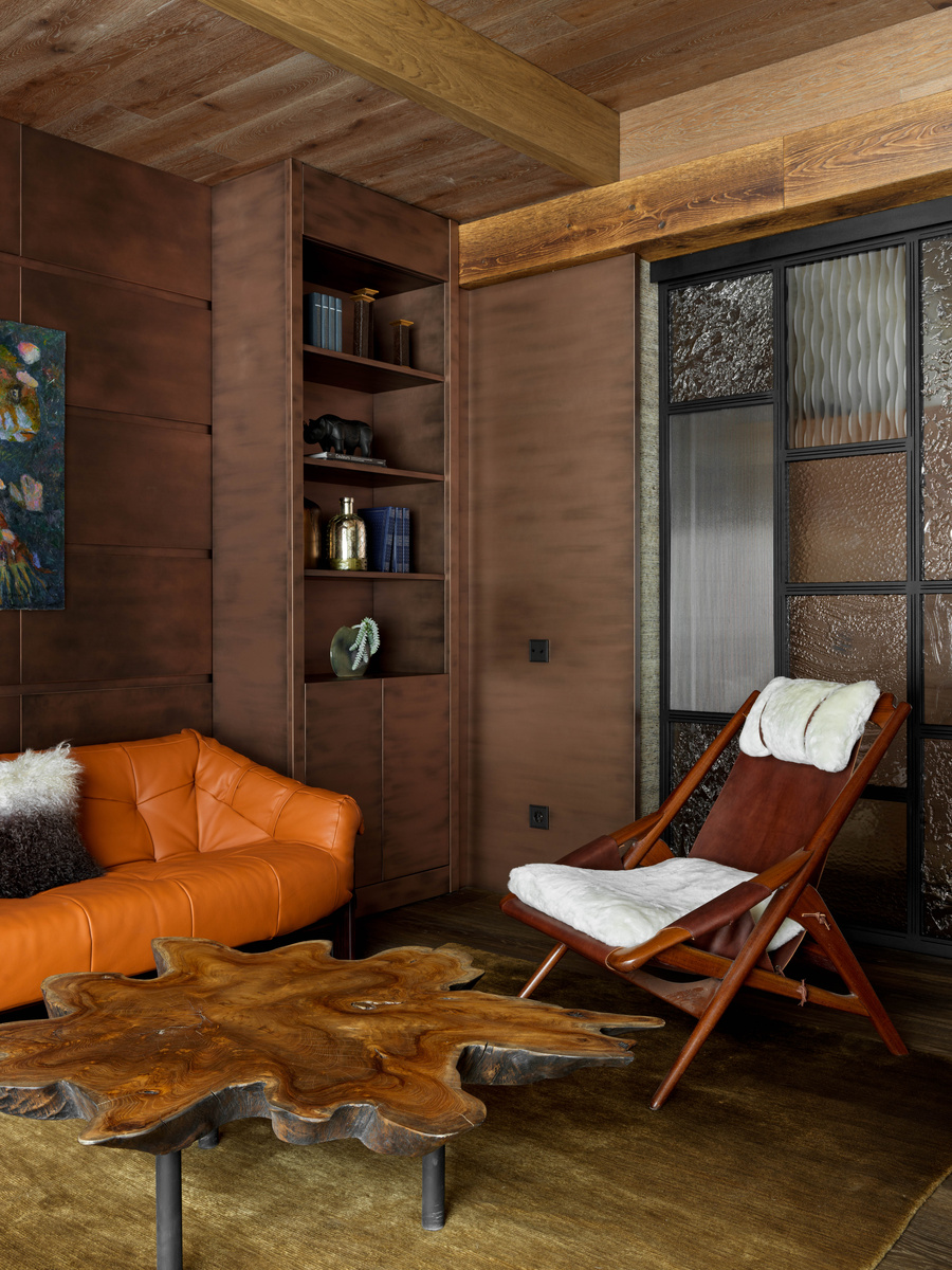 На первом этаже предусмотрен небольшой кабинет, он же комната отдыха