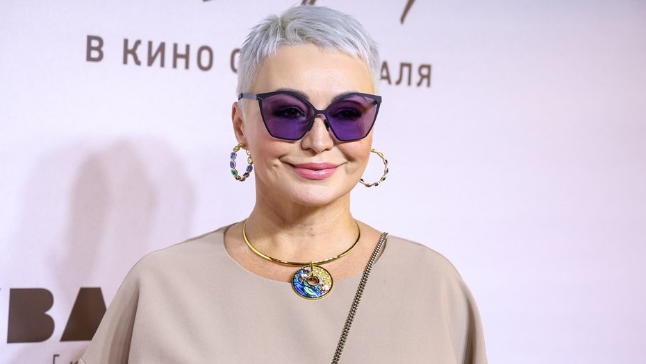    Певица Катя Лель на премьере фильма "Сент-Экзюпери" режиссера Пабло Агеро в кинотеатре "Москва". 3 февраля 2025 Автор фото: ТАСС