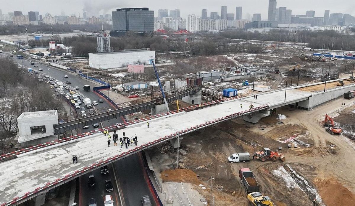     Строитеьство путепровода. Источник: mos.ru Автор фото: Пресс-служба Мэра и Правительства Москвы