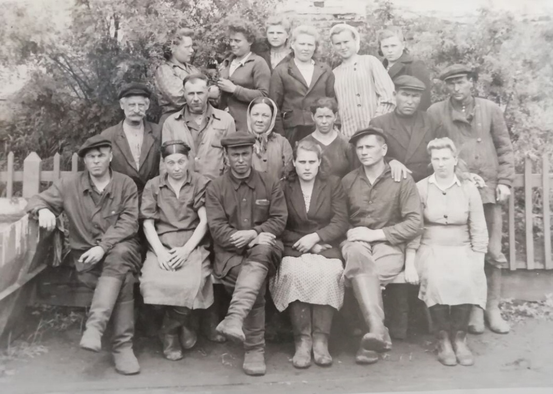 Коллектив завода. 